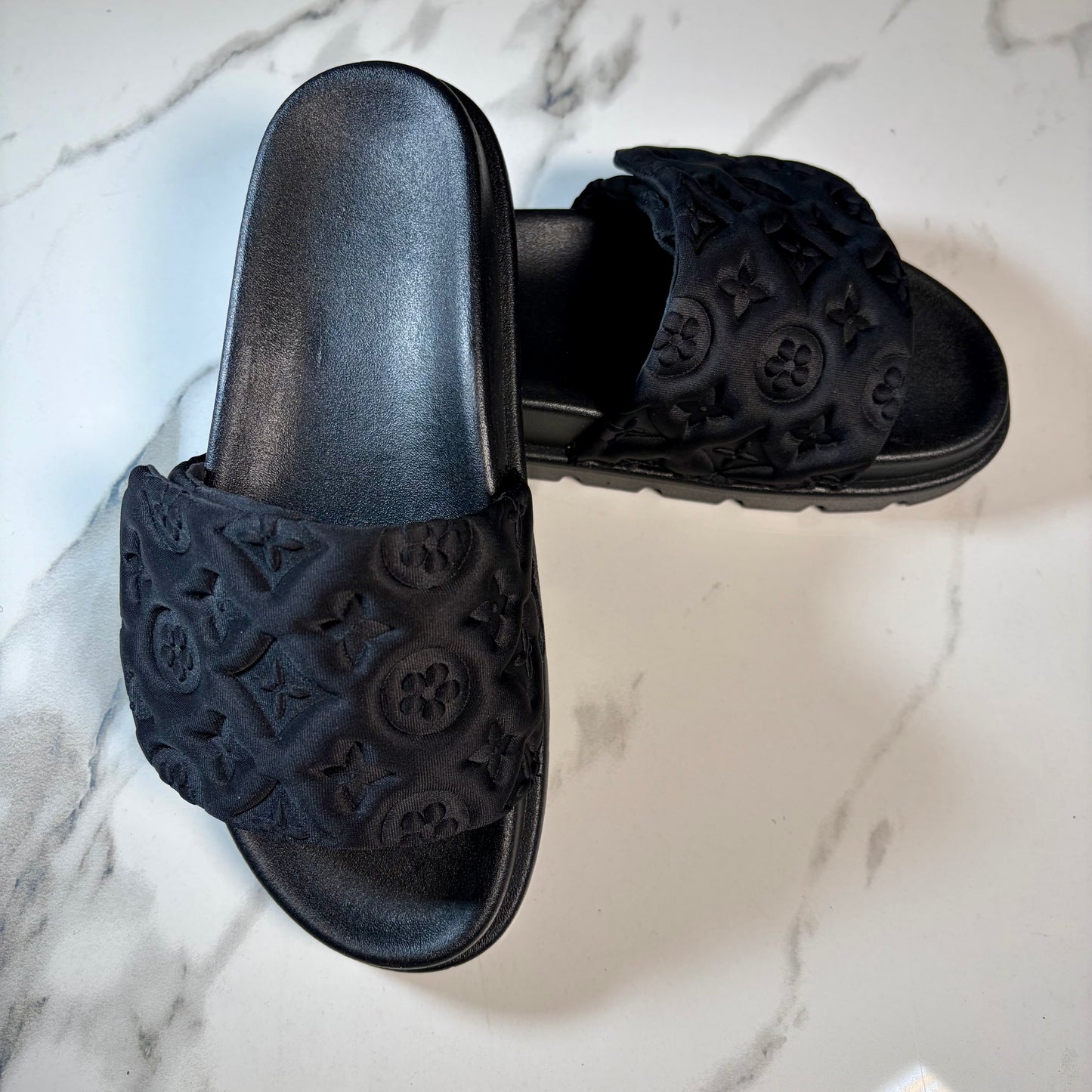 Penny Slide - Black