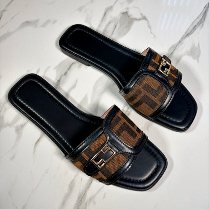 Tiana Sandal - Black