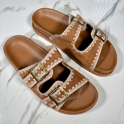 Unity Buckle Slide - Camel