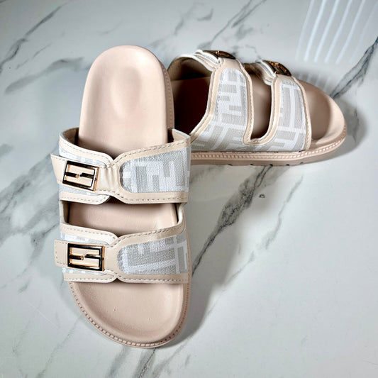 Valerie Slide - Beige